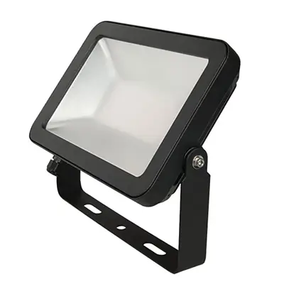 Read more on KSR KSR5292BLK | Siena 200W 3000K 16520lm IP65 LED Floodlight, Black