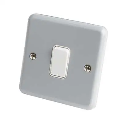 Read more on MK K3591ALM | 10A 1 Gang 2 Way Single Pole Light Switch Plate with Back Box, Metal Clad
